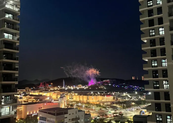 Osiria Losiria Aparthotel Busan